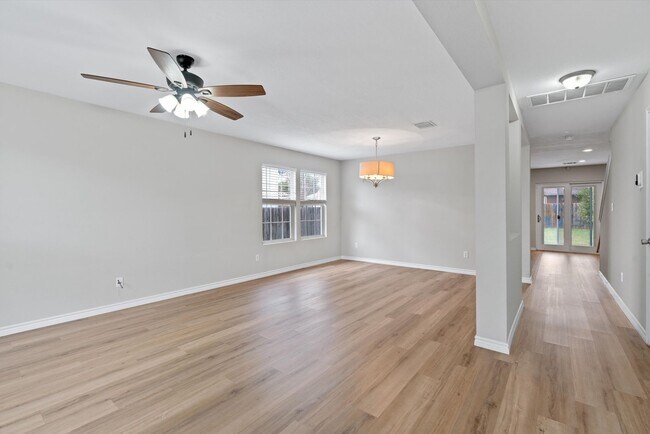 Foto del edificio - Lovely 4 Bedroom, 2.5 Bath Home in Leander...