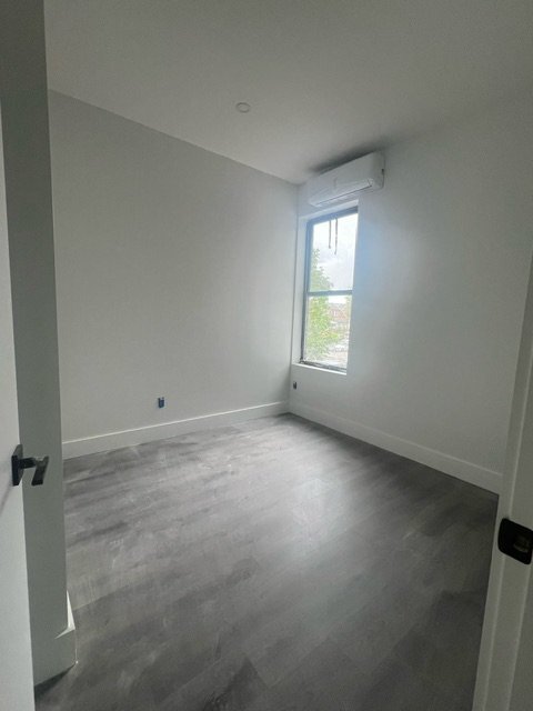 Foto del edificio - 4713 Avenue D