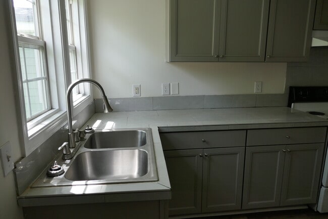 Building Photo - 209 Doctor M.L.K. Jr Ave