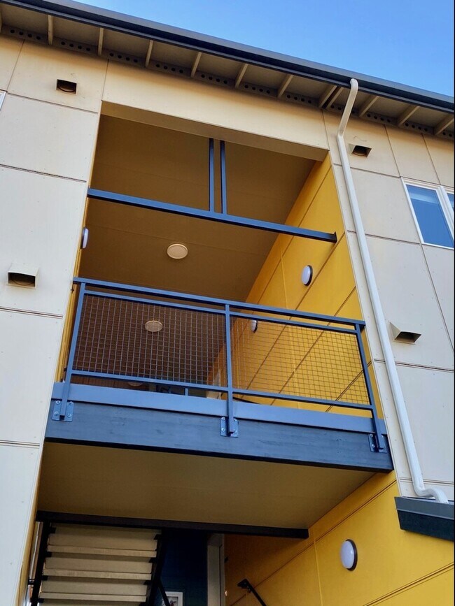 Building Photo - 21206 Thornhill Ln