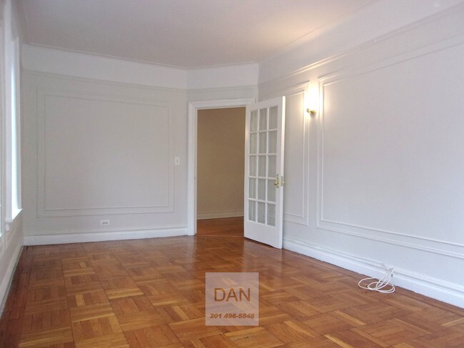 Building Photo - 80 Arden St