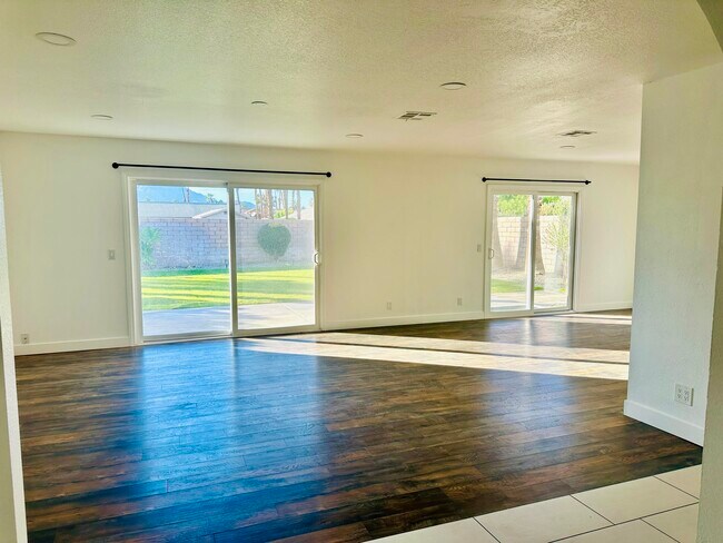 Foto del edificio - 27131 Shadowcrest Ln