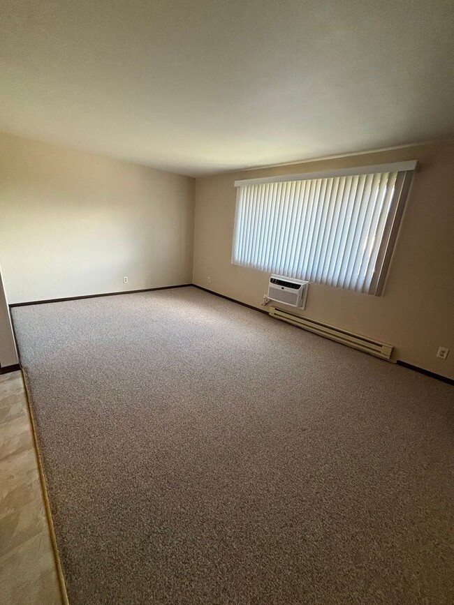 Foto del edificio - Two bedroom upper appartment