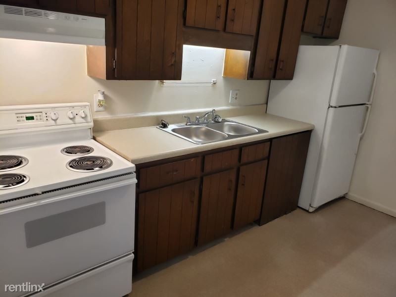 Primary Photo - 2 br, 1 bath Apartment - 415 Paul St