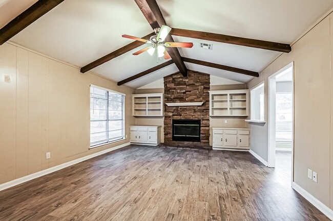 Foto del edificio - 18710 Twigsworth Ln