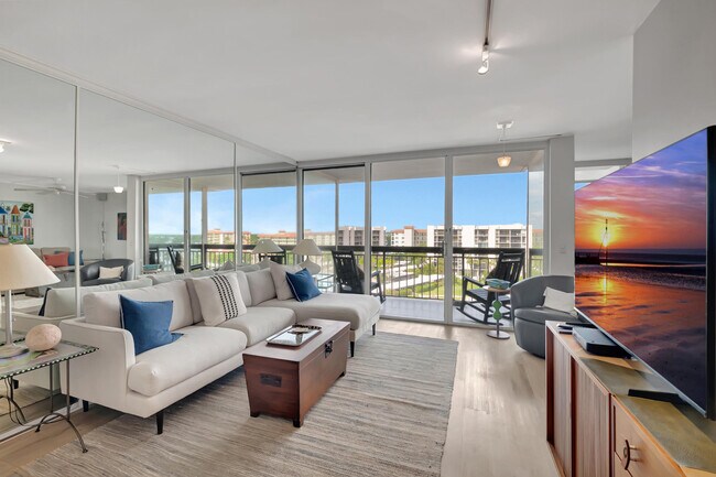 Foto del edificio - 2687 N Ocean Blvd
