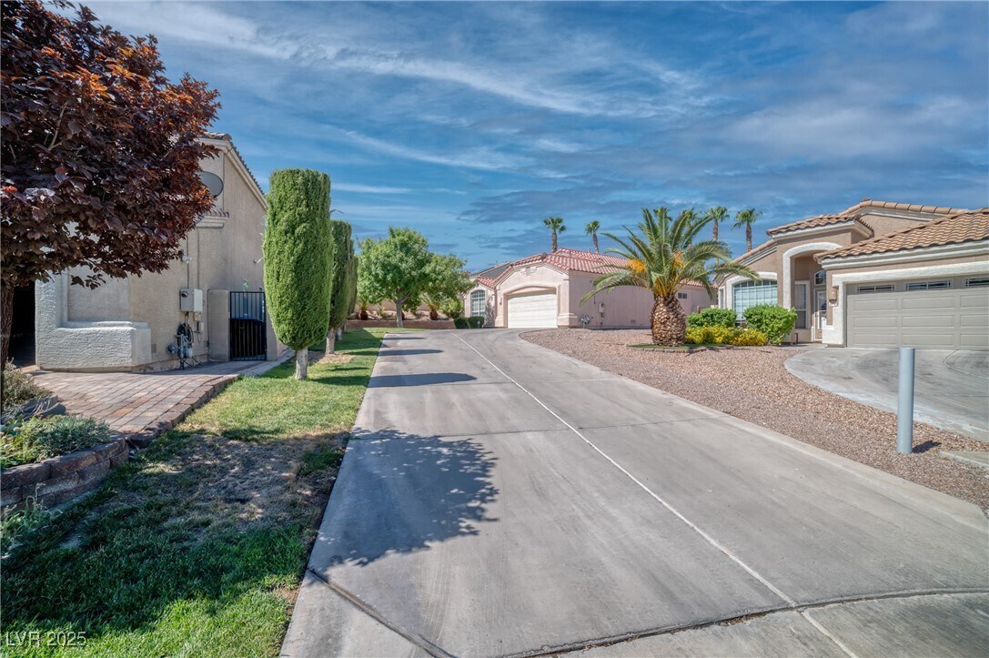 Foto principal - 2042 Hobbyhorse Ave