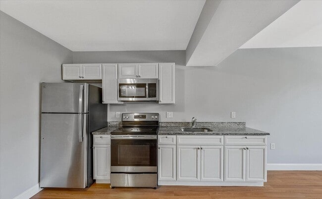 Photo - 433 Atlantic St SE Apartment