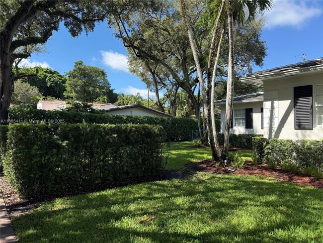 Building Photo - 3618 Palmarito St