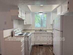 Building Photo - 1083 S 1200 W