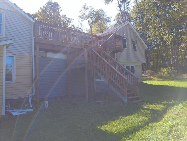 Building Photo - 661 NY-235