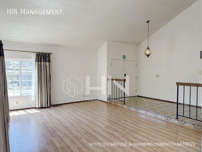 Foto del edificio - 43000 Noria Rd