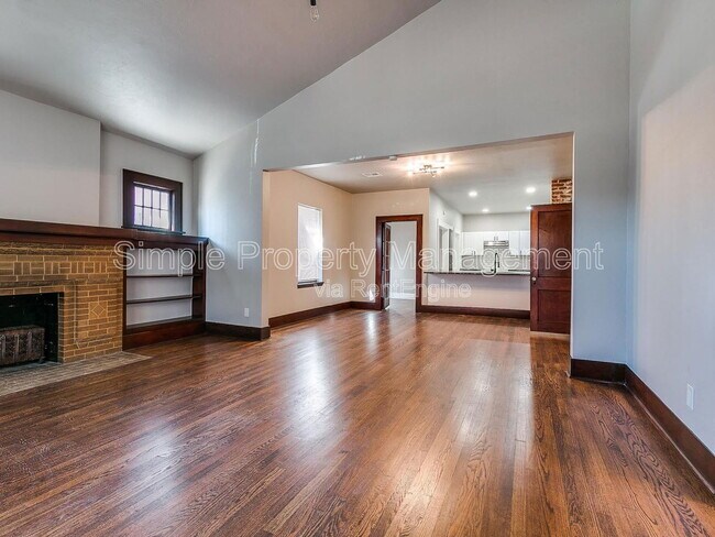 Foto del edificio - 421 NW 25th St