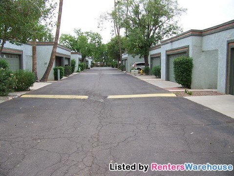 Building Photo - 7143 N 63rd Dr