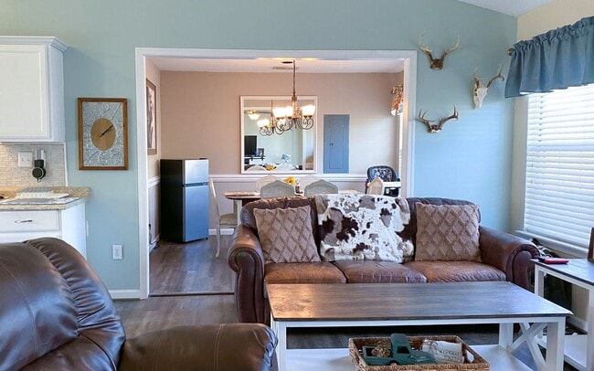 Building Photo - 205 Millwheel Ct