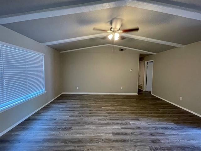 Foto del edificio - 1517 Vanderbilt Dr