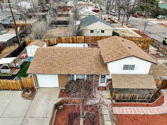Building Photo - 3205 E Pikes Peak Avenue Colorado Springs,...
