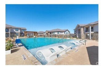 Building Photo - 2991 Lakeside Dr