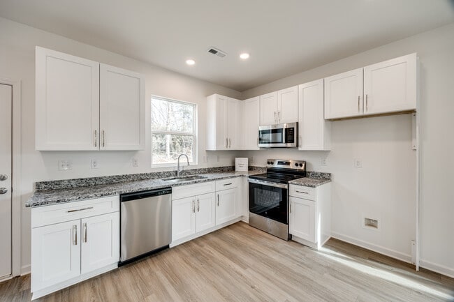 Foto del edificio - 22 S Mickley Ave