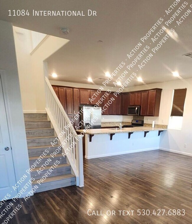 Building Photo - 11084 International Dr