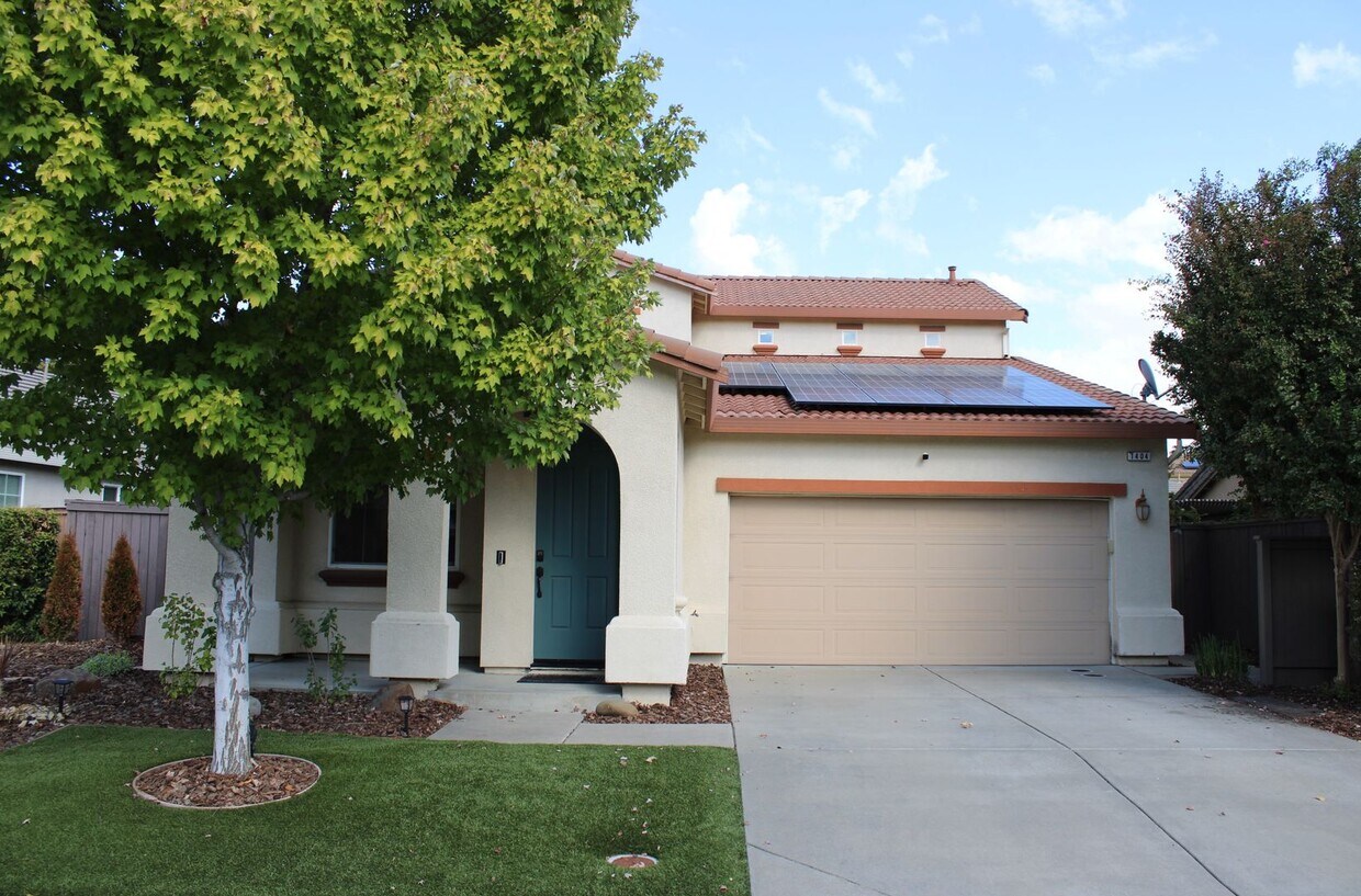Primary Photo - 1404 Mallard Creek Dr