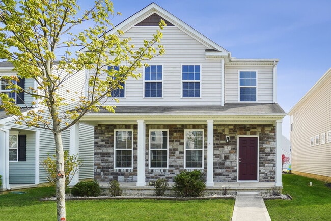 Building Photo - 123 Purple Leaf Ln