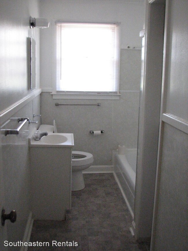 Foto del edificio - 3 br, 1 bath House - 5030 Cane Savannah