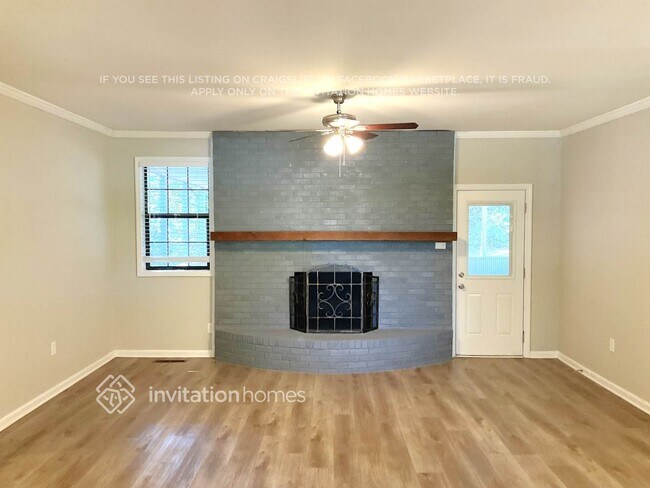 Foto del edificio - 2811 Dunwood Ln