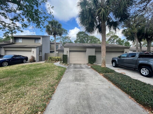 Building Photo - Beautiful 2bed/2ba Town Home in the Amazin...
