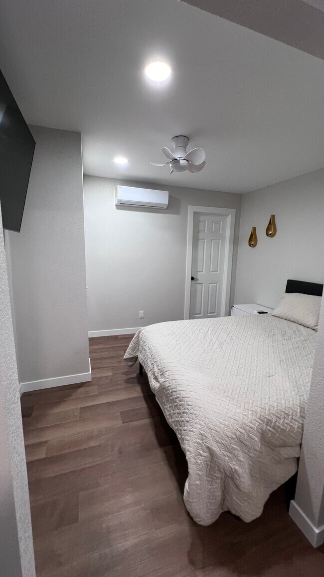 Foto del edificio - 558 S 2nd St