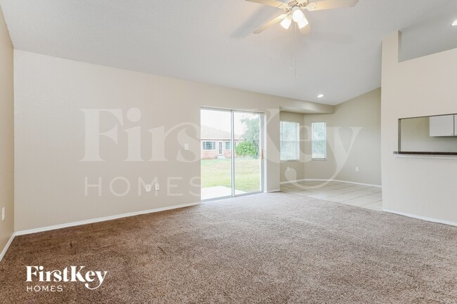 Foto del edificio - 122 Brandy Chase Blvd