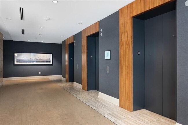 Foto del edificio - 3344 Peachtree Rd NE