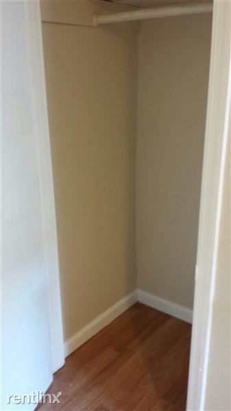 Building Photo - 218 3rd St