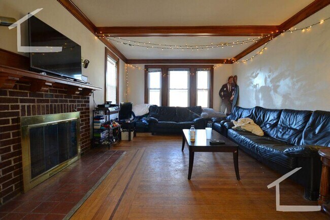 Photo - 9/1/2026 - Rare BC area single family - 8 ... Apartment