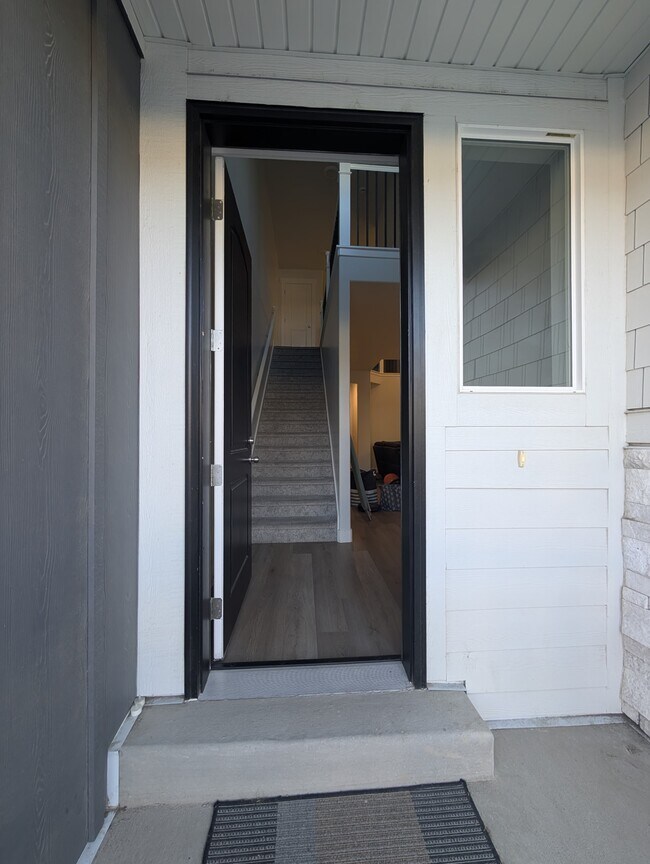 Building Photo - 2005 N 4040 W