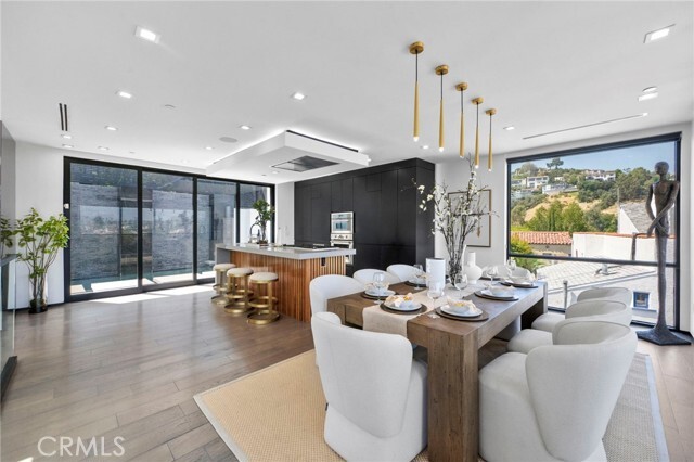 Foto del edificio - 2033 Glencoe Way