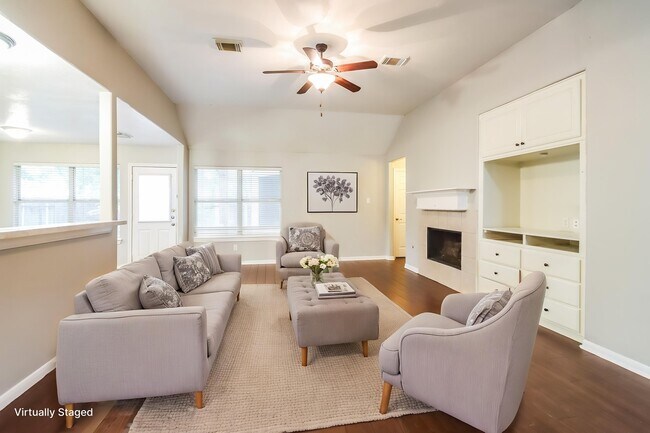 Foto del edificio - 26967 Crown Haven Ct