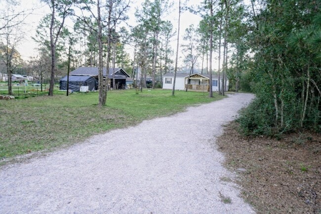 Building Photo - 26331 Pinion Creek Rd