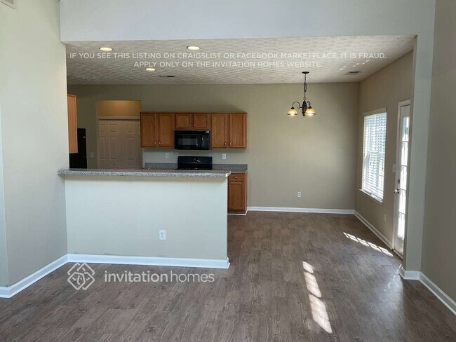 Foto del edificio - 862 Shadow Lake Dr