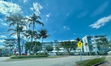 Building Photo - 7900 Tatum Waterway Dr