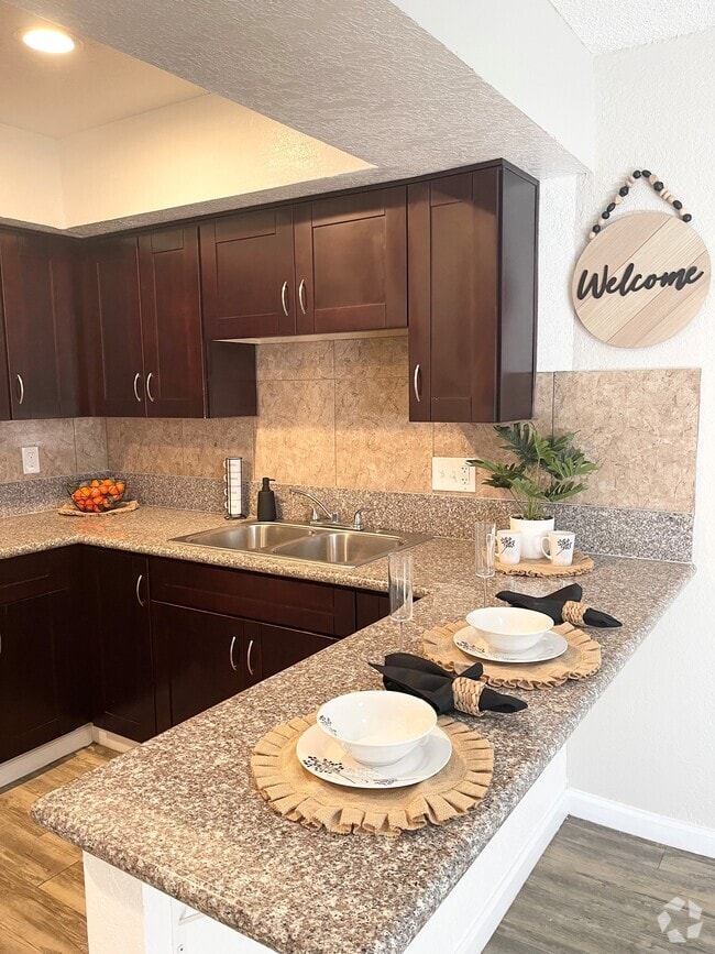 Hubner Estates Apartments for Rent with Parking San Diego, CA 2