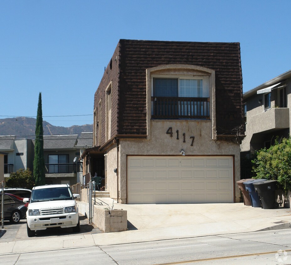 Primary Photo - 4117 Ocean View Blvd