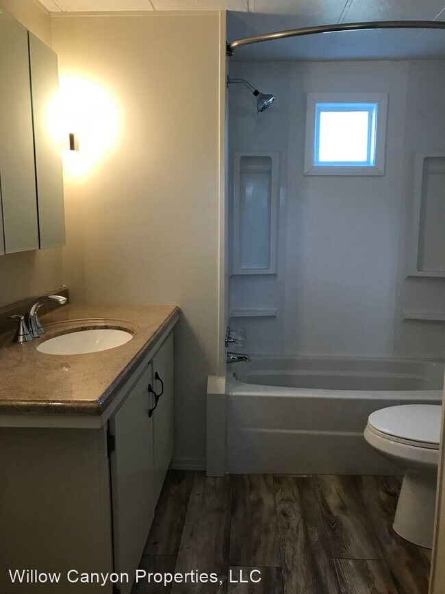Foto del edificio - 2 br, 1.5 bath House - 515 NE Meadowlark Ln