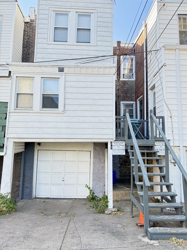 Building Photo - 123 N Gross St