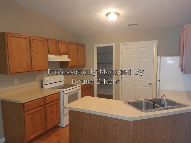 Building Photo - 2889 Dr Springs Rd