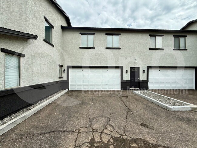 Foto del edificio - 2153 W Morten Ave