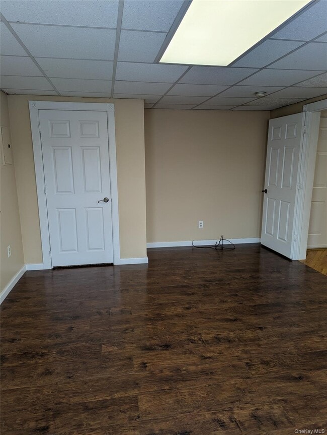 Building Photo - 11 Walnut St