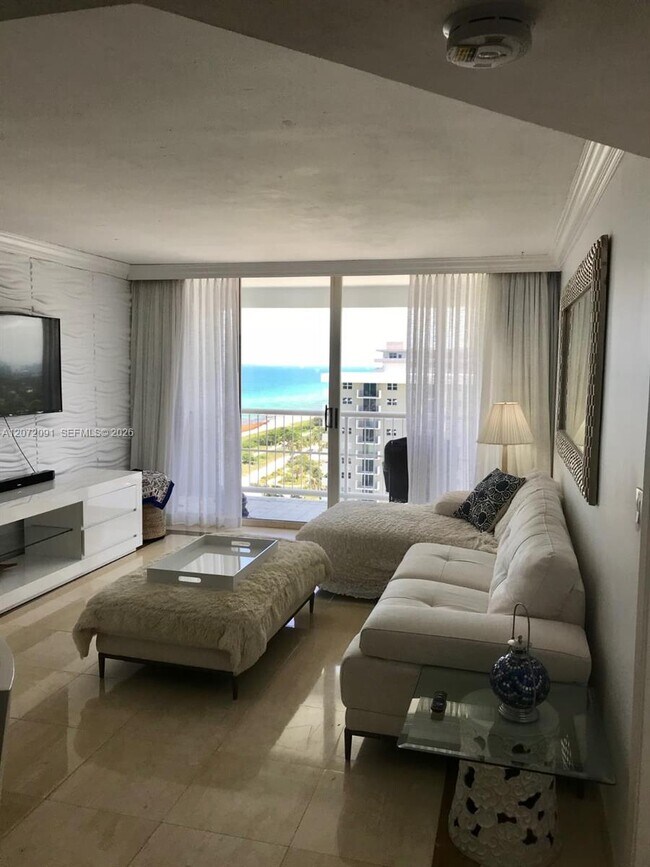 Foto del edificio - 9341 Collins Ave