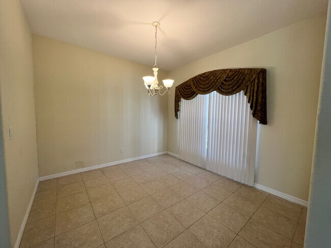 Foto del edificio - 4970 Easter Terrace