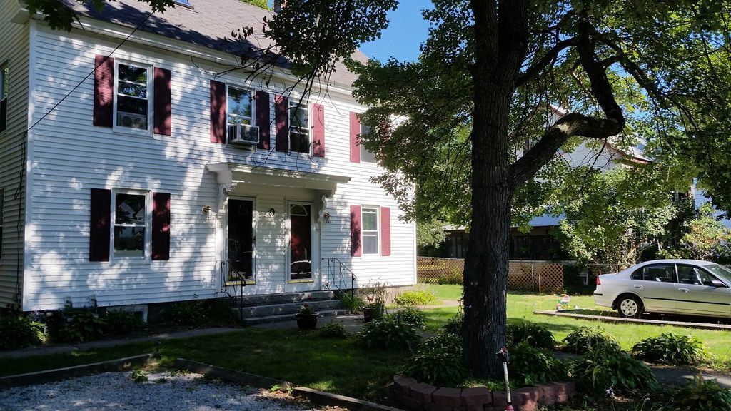 Primary Photo - 18 Bradford St